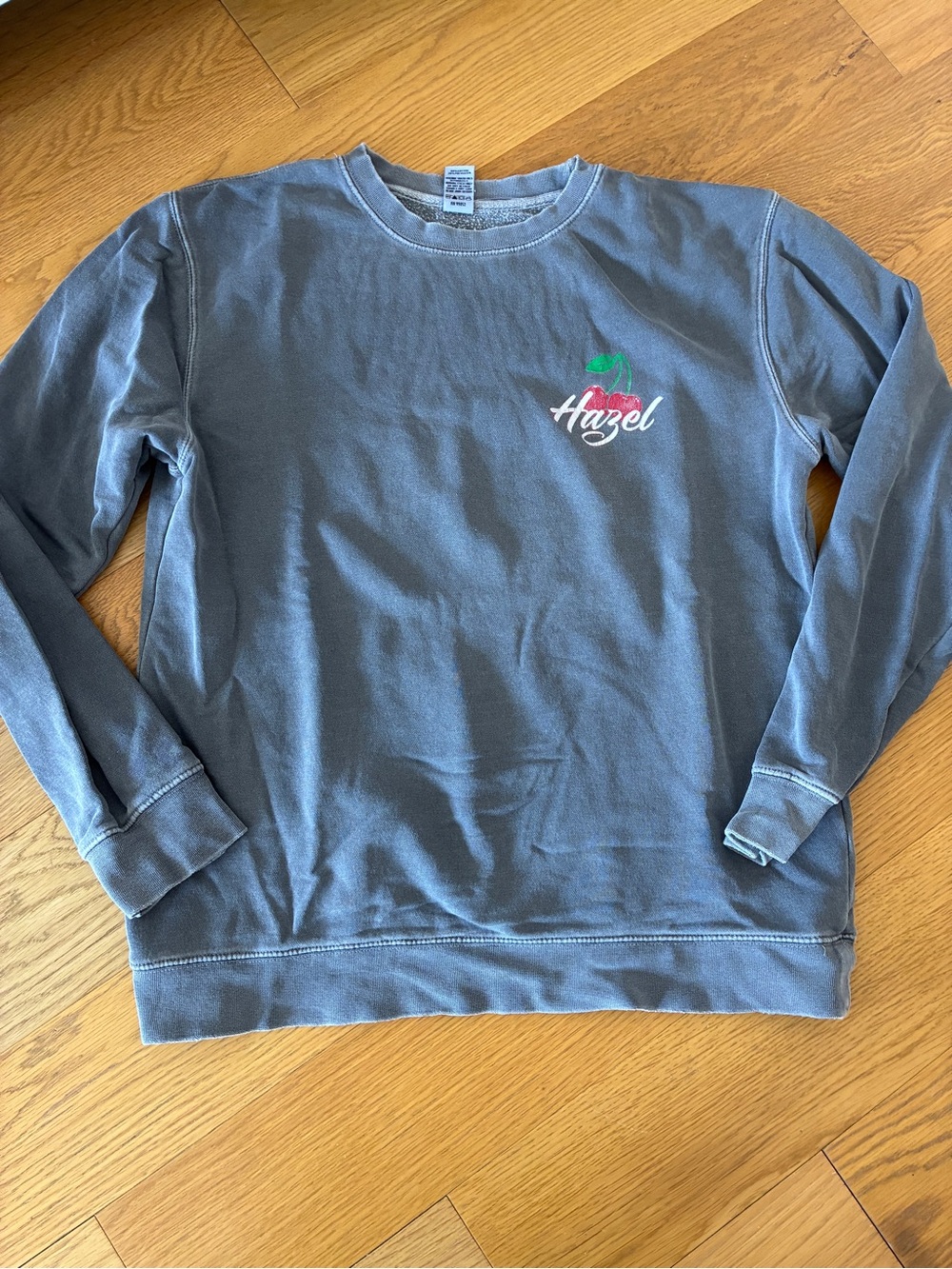 Hazel Boutique Gray Crewneck Cherry Sweatshirt Womens Medium